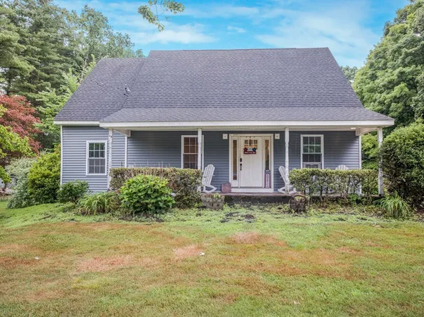 475 Somers Rd, East Longmeadow, MA 01028
