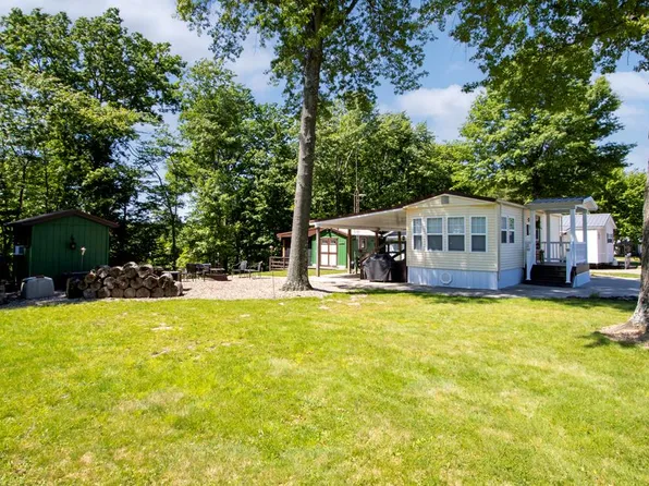 73 & 74 Ridgeview Dr, Loudonville, OH 44842