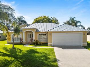 6020 NW Wolverine Rd, Port Saint Lucie, FL 34986