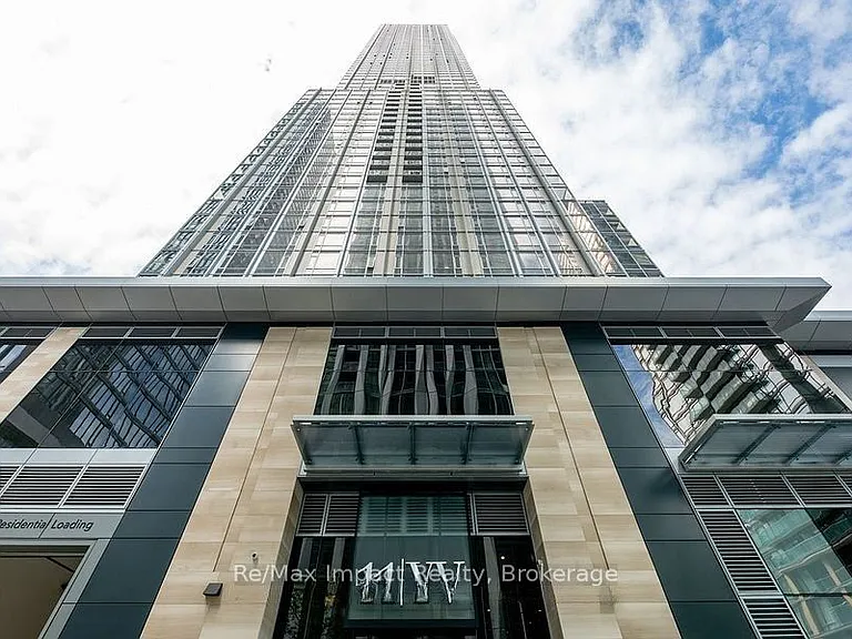 11 Yorkville Ave #4602 — Photo 2