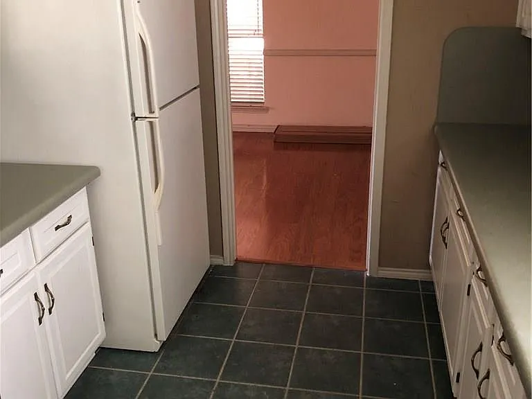 55 Morrow Dr — Photo 4