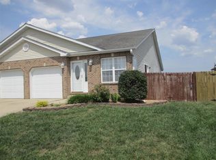 3336 Berwin Green Dr, Belleville, IL 62221