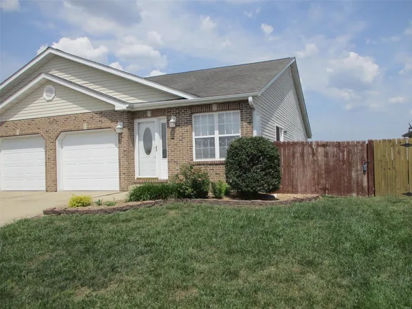 3336 Berwin Green Dr, Belleville, IL 62221