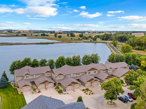 5011 Sunset Blvd, Madison, SD 57042