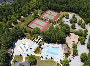 8032 Louis Dr, Locust Grove, GA 30248