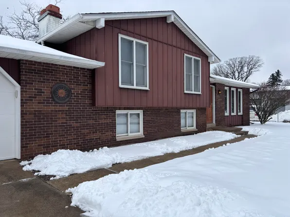 504 B St, La Porte, IN 46350