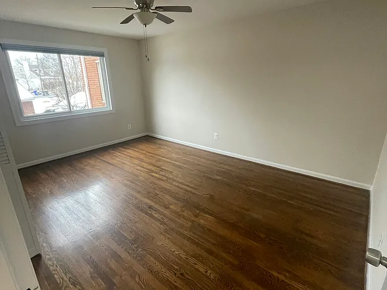9422 Adelphi Rd #1 — Photo 4