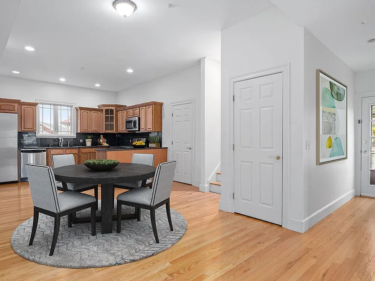 75 Orchard Ave #4 — Photo 16