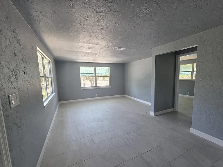 2505 7th St S #2505 — Photo 6