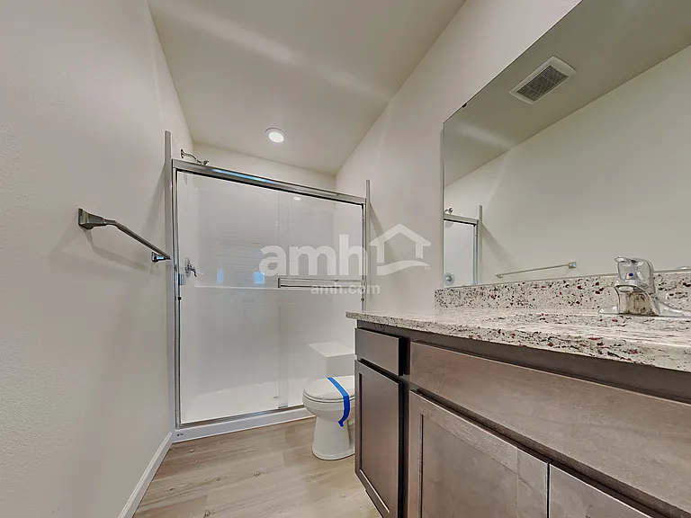 1219 W 15th Ave — Photo 9