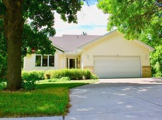 87 Battle Creek Rd, SAINT PAUL, MN 55119