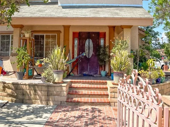 389 E 9th St, Pomona, CA 91766