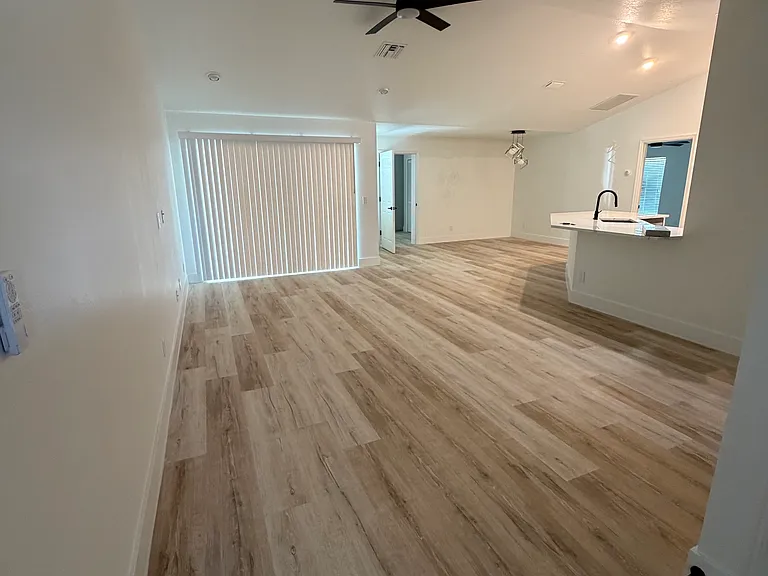 939 Dora Ave — Photo 16