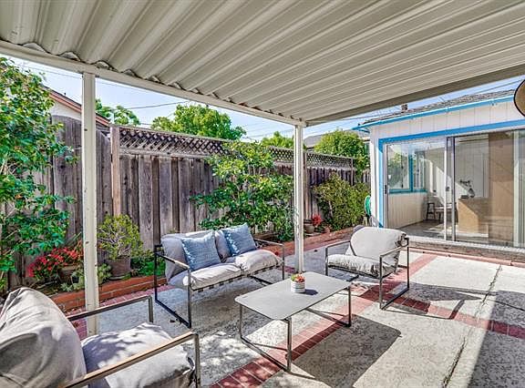 3rd image of 1040 Los Padres Blvd