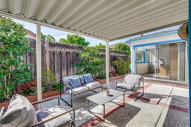 1040 Los Padres Blvd — Photo 3