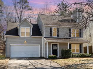 5326 Kiev Dr, Charlotte, NC 28216