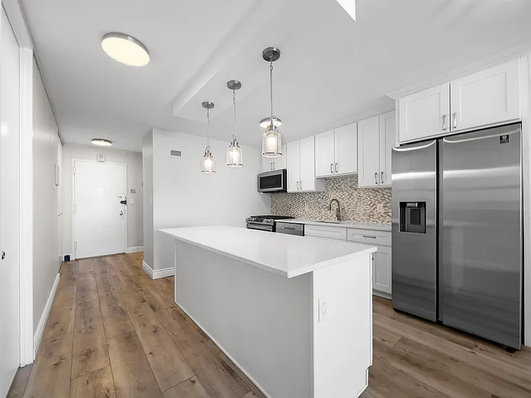 7002 Boulevard East #41-J — Photo 6