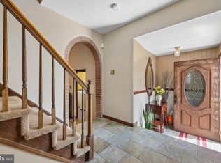33 Sturbridge Dr, Erial, NJ 08081
