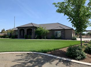 12309 E Cortland Ave, Sanger, CA 93657