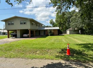 210 E Oak St, Abbeville, LA 70510