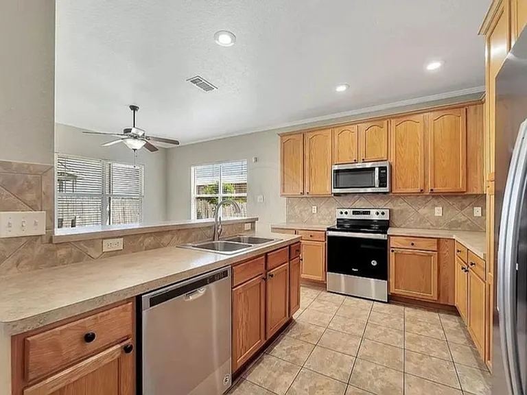 5305 Rimes Ranch Dr — Photo 5