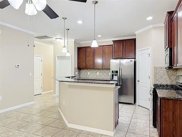 7434 Surrey Pines Dr — Photo 14