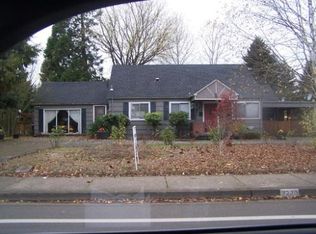 2220 5th St APT B, Springfield, OR 97477