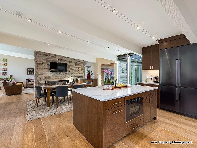 17627 Kelok Rd — Photo 8