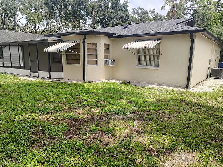 4617 Uzzle Way — Photo 7