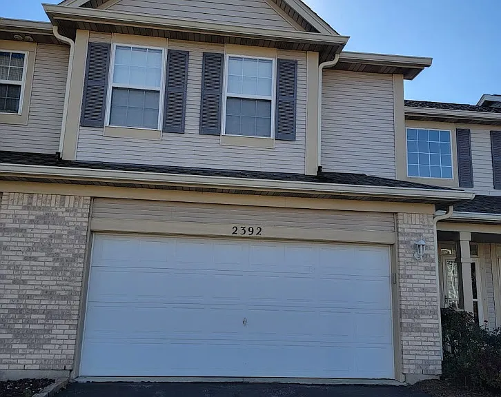 2392 Sunrise Ct — Photo 2