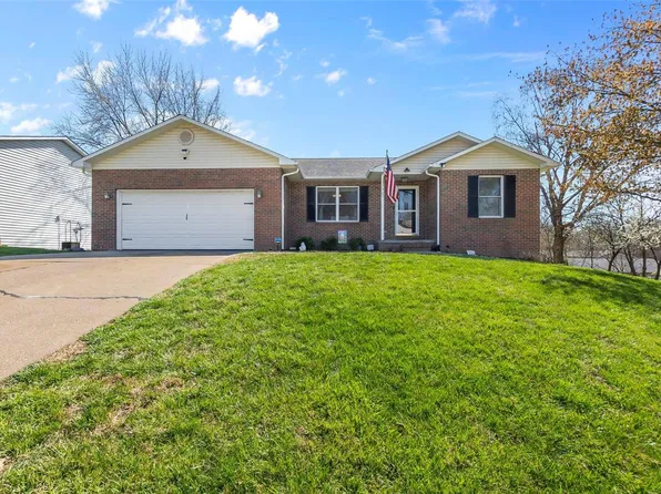 905 Eagle Dr, Jackson, MO 63755
