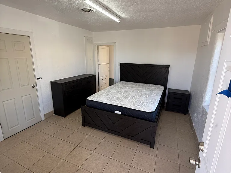 615 N Marland Blvd — Photo 5