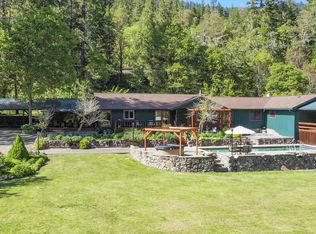 10440 S F Little Butte Cir, Eagle Pt, OR 97524