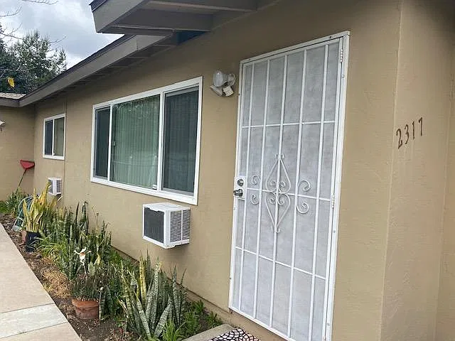 2 bed, 888 sqft, $2,850 — Photo 3