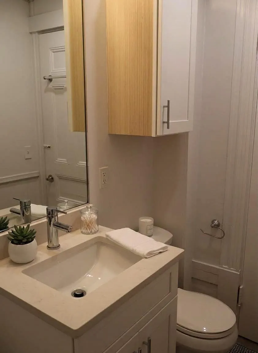 Studio, 450 sqft, $2,700 — Photo 2