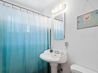22712 Leonora Dr #1, Woodland Hills, CA 91367