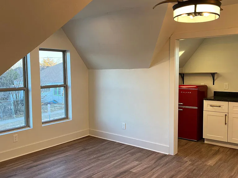1509 N Everest Ave — Photo 3