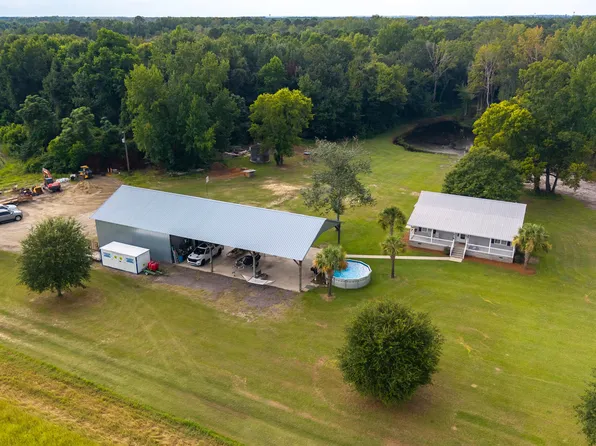 2985 Thadsfarm Rd, Sumter, SC 29153