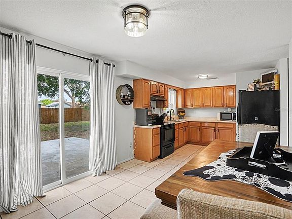 5th image of 2804 KATHRYN AVENUE