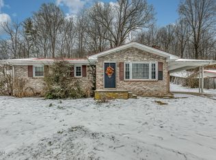 1036 Gap Creek Rd, Elizabethton, TN 37643