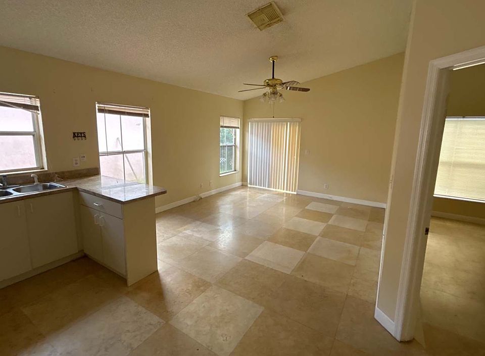 2nd image of 18484 NW 22nd St