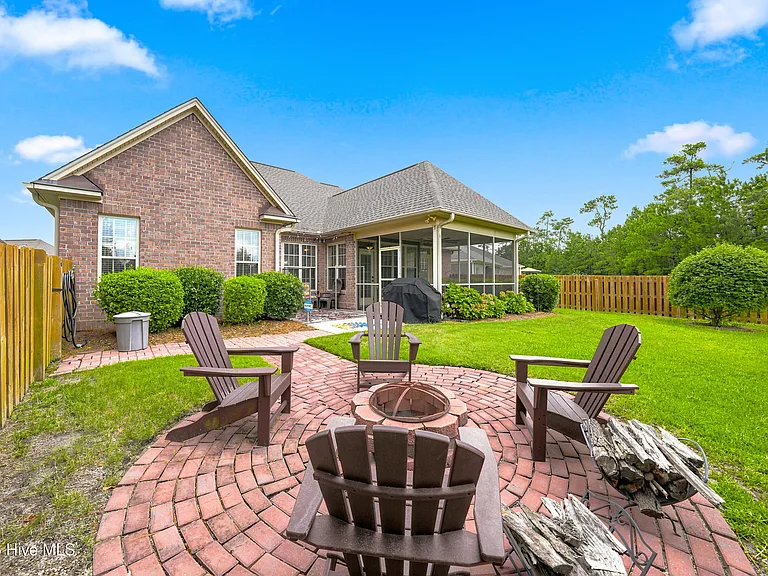 1211 Palatka Pl SE — Photo 38