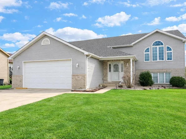 763 Longwood Dr, Lowell, IN 46356