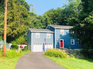 1835 Carhart Ave, Peekskill, NY 10566
