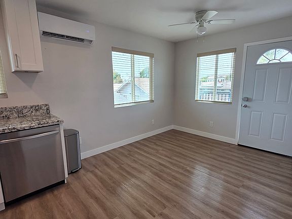 2nd image of 1656 Evergreen Ave #B