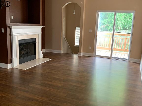 4th image of 6824 Park Place Dr