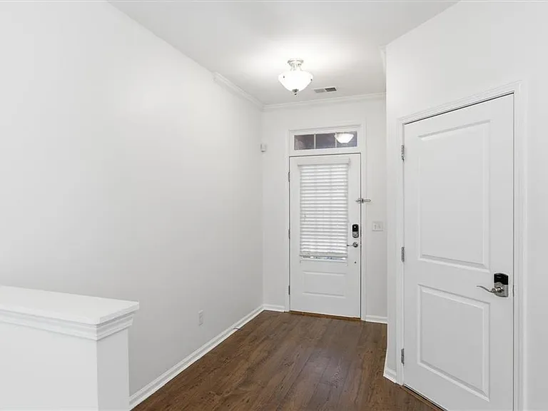 13459 Gardiner Ln — Photo 5