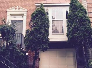 2008 Meadow Springs Dr, Vienna, VA 22182