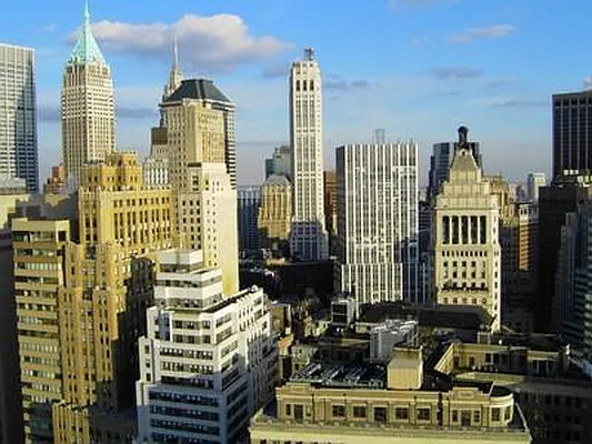 Rented by New York Residence | media 39