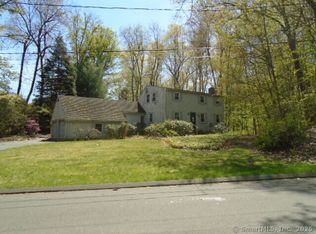 49 Northwoods Rd, Farmington, CT 06032
